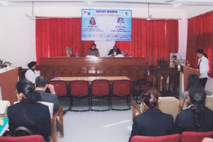 moot-court